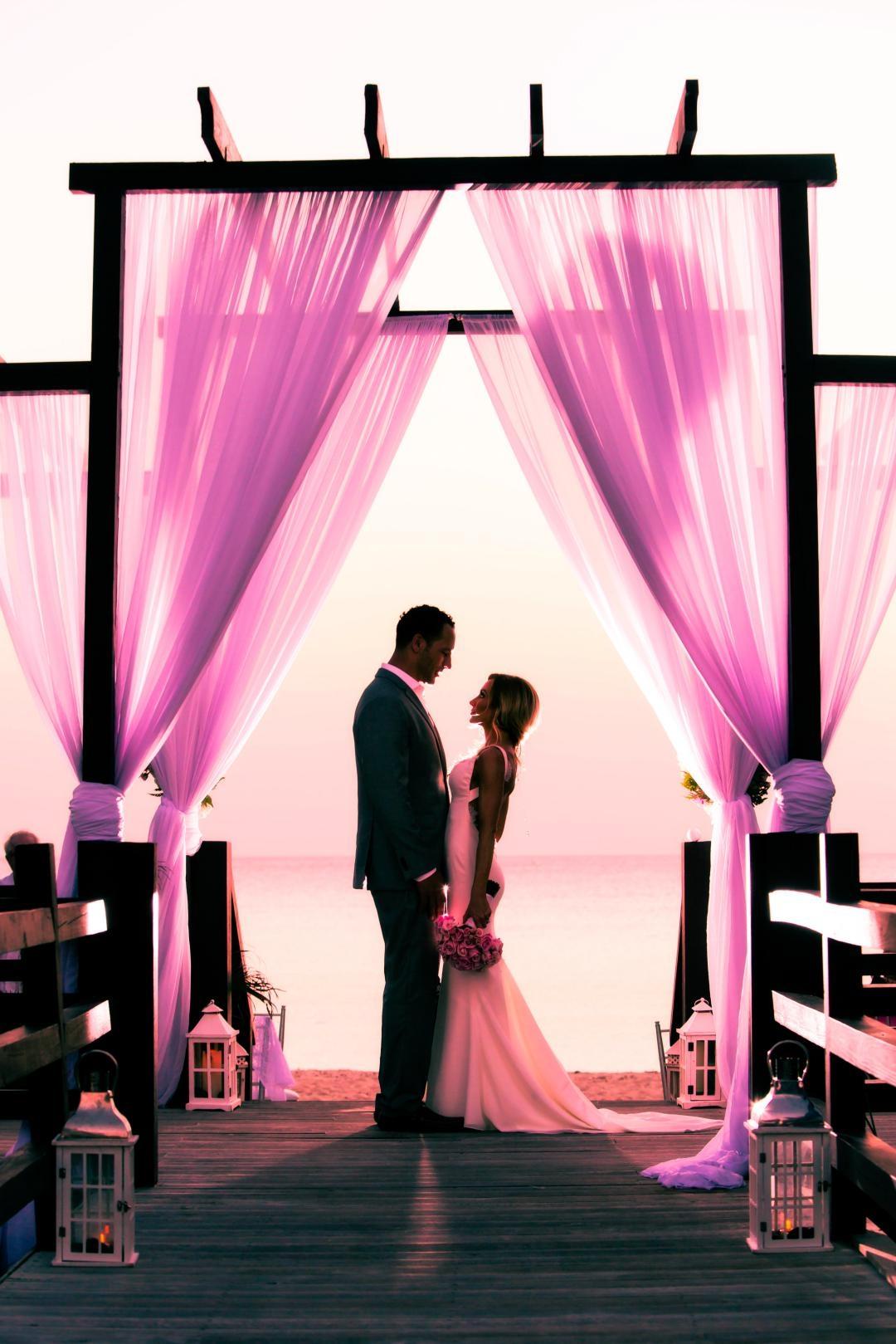 carousel-hero-element image-11