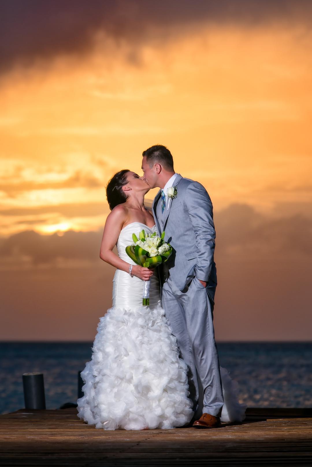 carousel-hero-element image-18