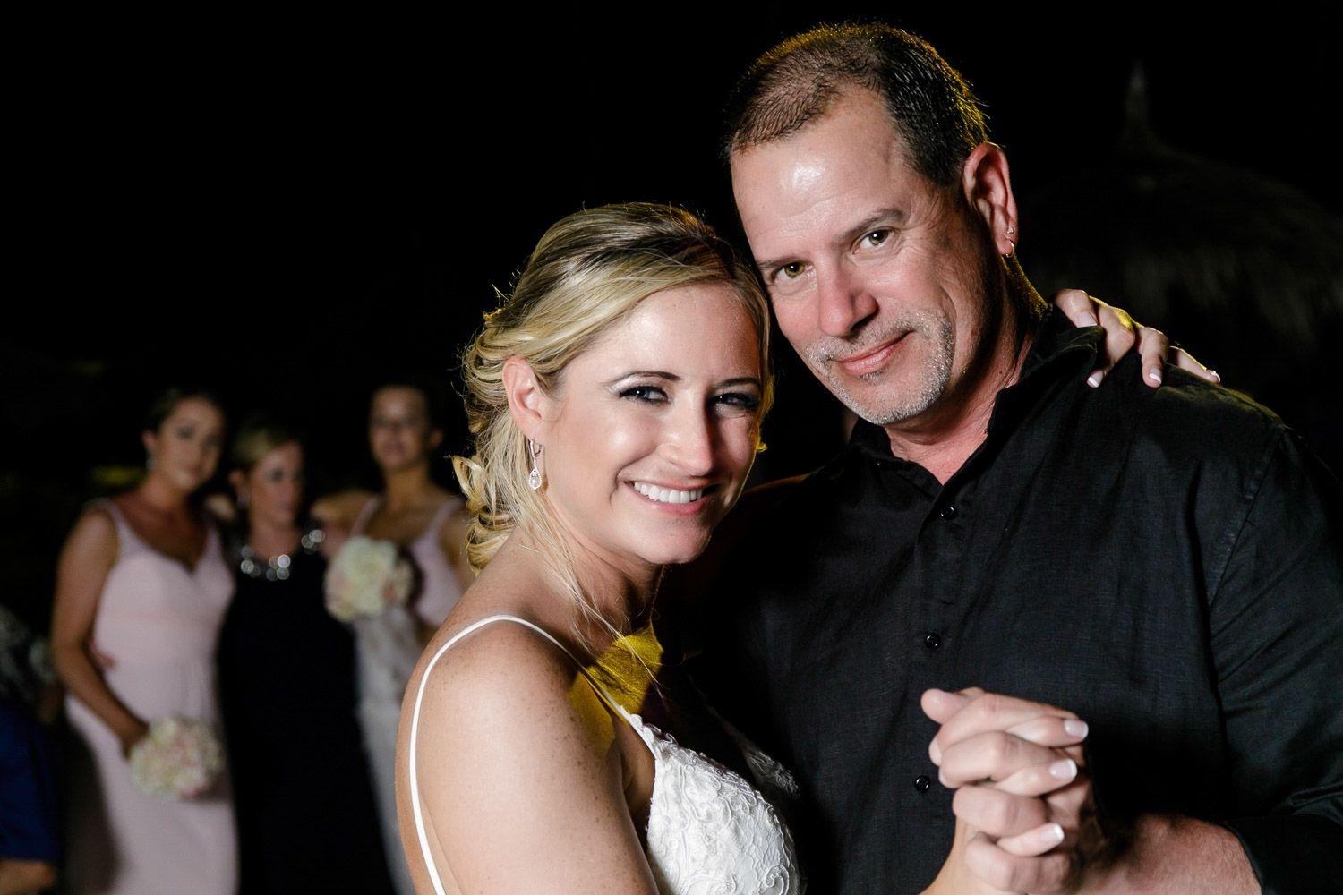 carousel-hero-element image-7