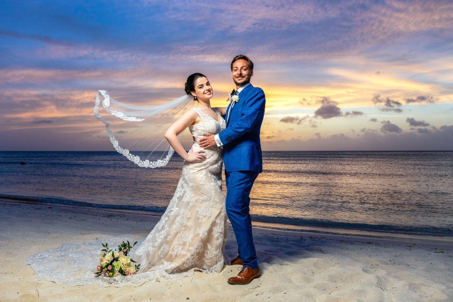 carousel-hero-element image-12