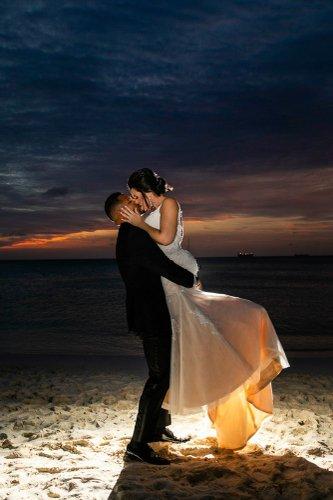 mobile - carousel-hero-element image-4