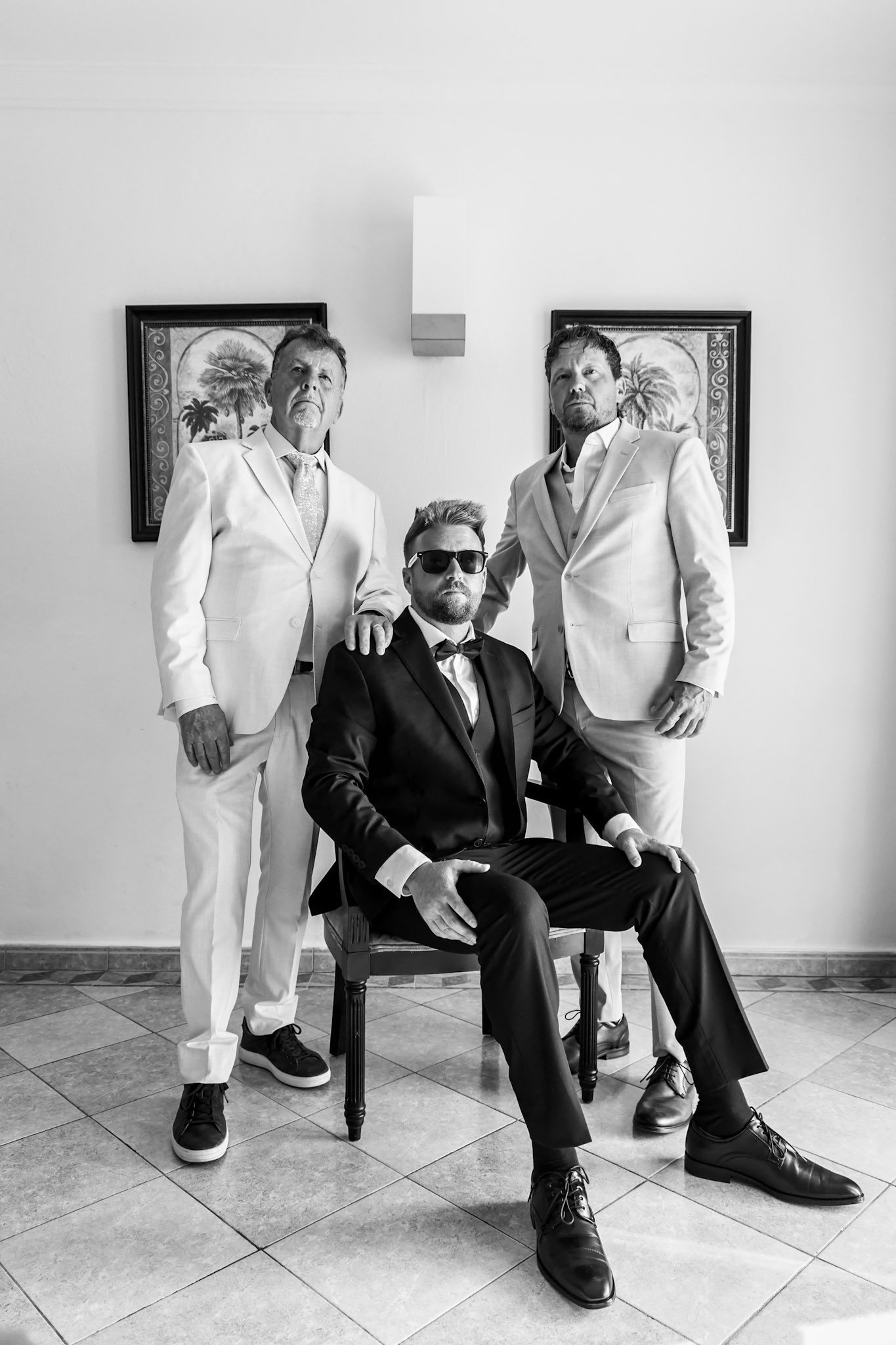 carousel-hero-element image-1